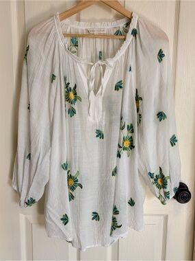 Figueroa + Flower White Embroidered Peasant Tunic with Green & Yellow Florals 3X